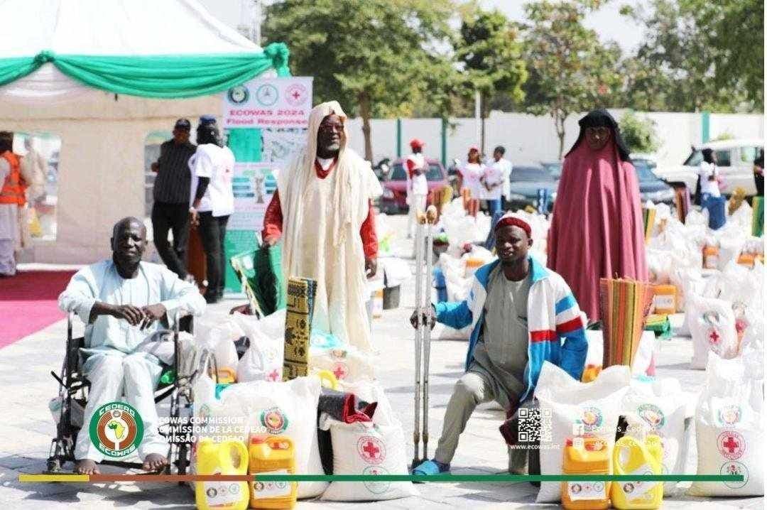  CEDEAO presta assistência humanitária às vítimas das inundações no Estado de Bauchi, Nigéria.