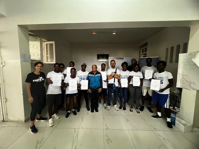 Bootcamp Comunidade365 Líderes comunitários de Santa Cruz participam na 1º edição do programa